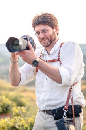 Portrait du photographe de mariage David Grimardias